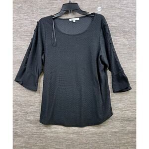Rose + Olive Popcorn Blouse Womens Size 1X Black Side Buttons Bell 3/4 Sleeves